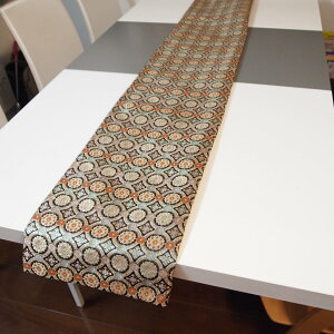テーブルランナー テーブルクロス 経机掛け敷き 金らん 高級品 日本製 送料無料 200×30cm 七宝