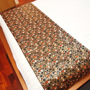 ベットライナー 最高級 ベッドスロー 防火マット 経机掛け敷き 200×60cm 金襴高級品の日本製 花万里
