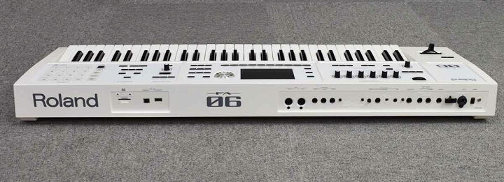 楽天市場】Roland FA-06-SC（限定ホワイト） シンセサイザー 