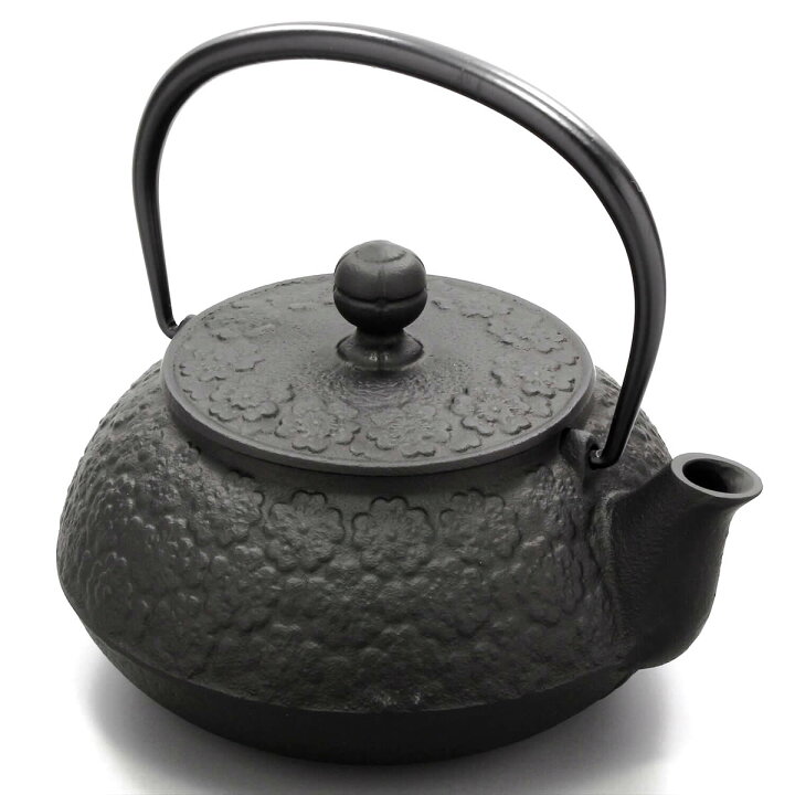 楽天市場】南部鉄器 岩鋳 鉄瓶 5型新サクラ 釜敷セット 黒焼付 0.65L 