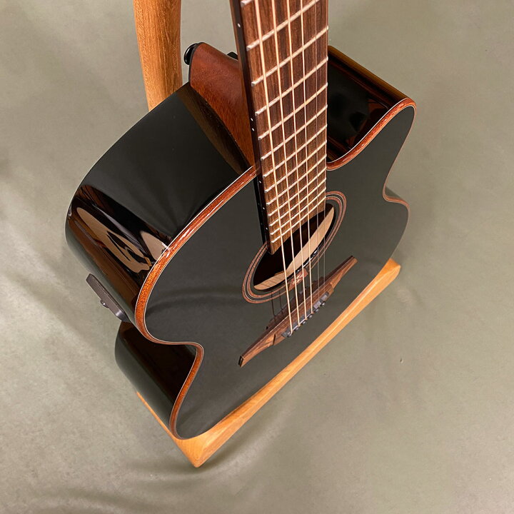 楽天市場】【新品】ラグギターズ LAG Guitars T-118ACE BLK レッド 