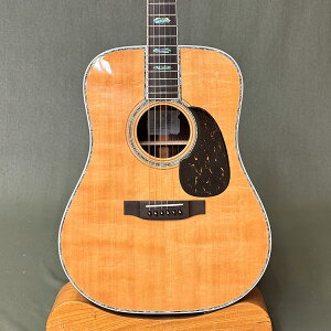 【新品】K.ヤイリ YW-1000 K. Yairi YW-1000 HQ Custom NT / 44mmナット、2ピースバック 特注仕様 ベアクロウトップ