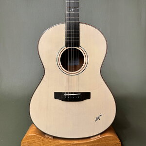 【新品】K.ヤイリ RF-65 K. Yairi RF-65A SG BW 女性にも大人気!多くのプロアーティストを魅了したヤイリの代名詞! 美しいセミグロスフィニッシュ、エアリーブレースでよく鳴ります!