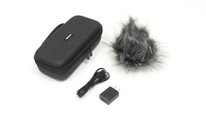 ZOOMY[APH-6eH6essentialpANZT[pbNwA[EBhXN[pP[XUSBType-CP[uACA_v^O^≹yɍœK؂艹}