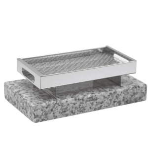 ypzyeΕtL25zMe΂̑tŕŔт܂Bڂ̍؂ɁBL25