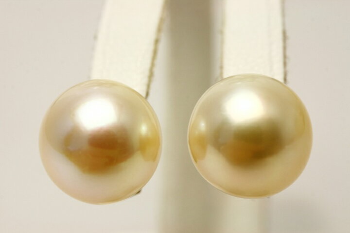 楽天市場】南洋白蝶真珠パールピアス 13mm クリームカラー K18製 