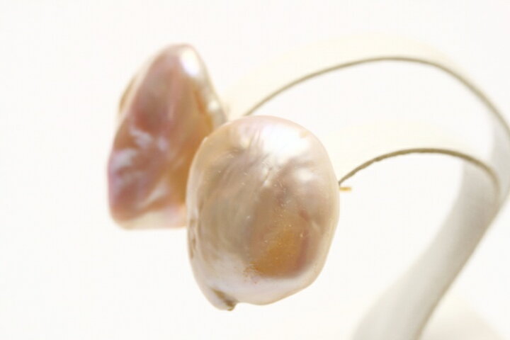 楽天市場】淡水真珠パールピアス 23×20mm ピンクカラー K18製 : 真珠倶楽部
