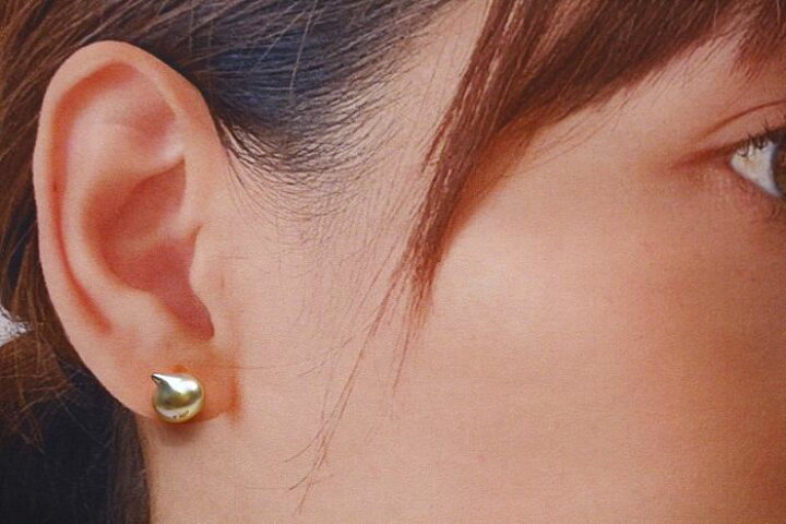 楽天市場】南洋白蝶真珠パールピアス ケシ 8mm マルチカラー K18製 