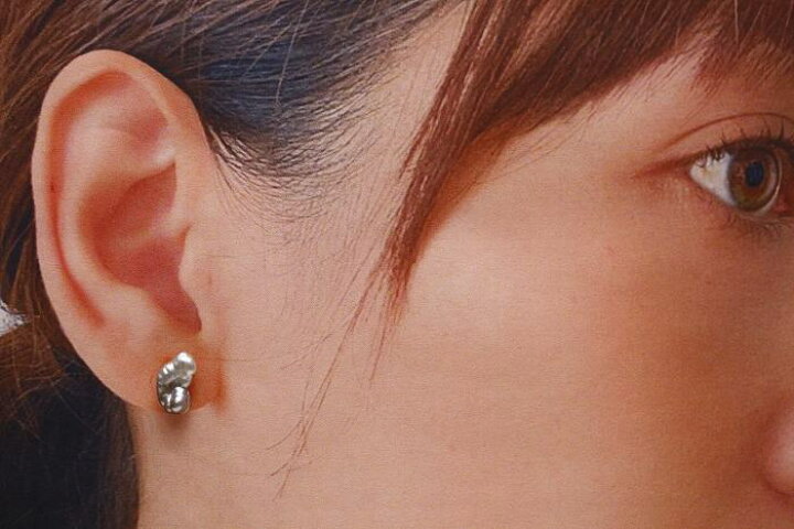 楽天市場】タヒチ黒蝶真珠パールピアス ケシ 10×6mm シルバーカラー 