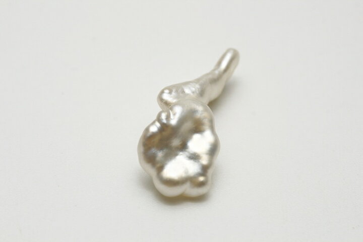 楽天市場】南洋白蝶真珠パールルース ケシ 両穴 14×10mm ホワイト 