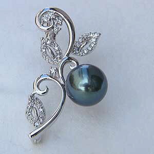 パール ブローチ フォーマル 真珠 コサージュ タヒチ黒蝶真珠 9mm k18 ホワイトゴールド ダイヤモンド 送料無料 人気 おすすめ プレゼント ギフト ジュエリー ハロウィン