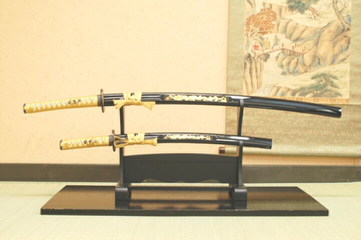 楽天市場】模造刀 日本刀 彫金 竜・金セット（大刀・小刀・二本掛台 