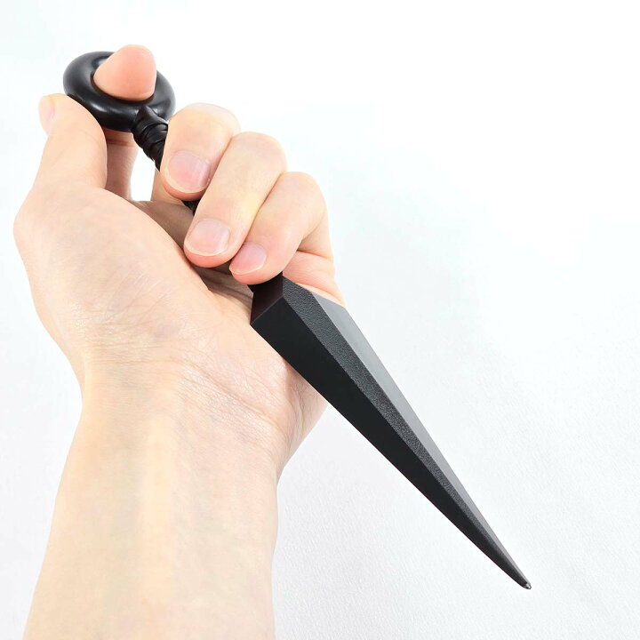 楽天市場】ちびっ子忍者の必須アイテム!ゴム苦無・黒 KUNAI [ 手裏剣 