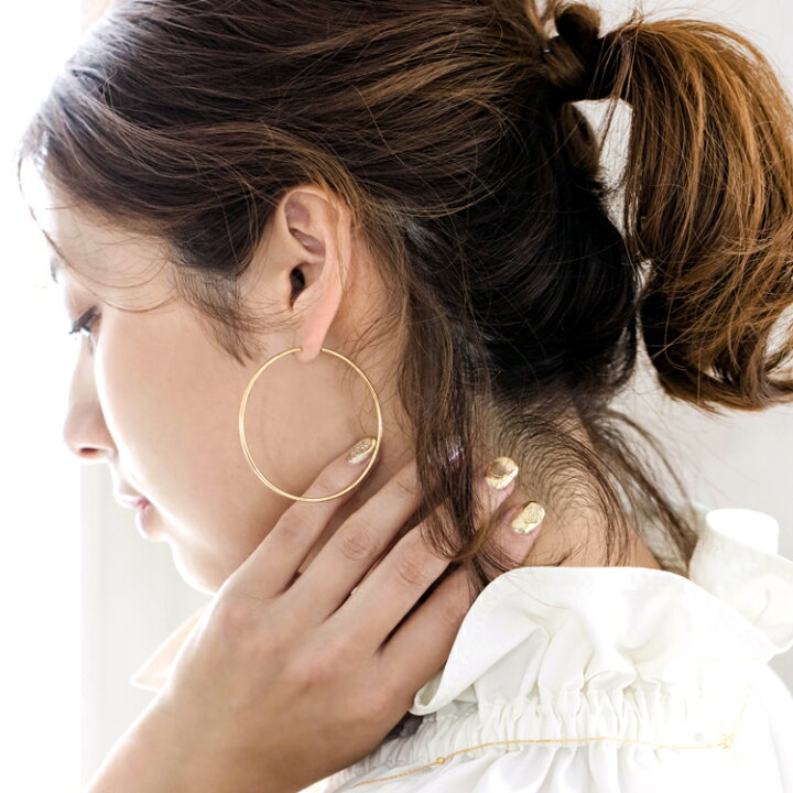 楽天市場】【在庫あり】フープピアス 18k ゴールド アンフィニ 1.5mm 