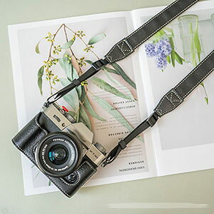 FUJIFILM �x�m XT20/XT30/XT30 III �P�[�X �J�o�[ PU���U�[�n�[�t�P�[�X �n�[�t�J�o�[ �J�����P�[�X �l�C �������� ������� XT20�P�[�X XT30 �P�[�X XT30 III�P�[�X �X�g���b�v�t�� �l�b�N�X�g���b�v �V��