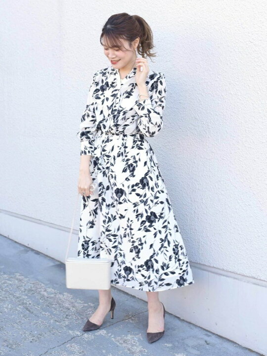 楽天市場】【SALE／30%OFF】フラワープリントロングスリーブVネック 