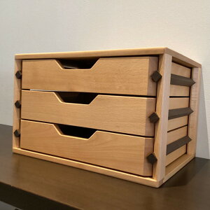 `FXg@3io@@ؐ@^[P[X@ރP[X