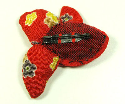 楽天市場】日本製 和雑貨 和風小物手作り 着物布 ブロ−チ和柄 金魚