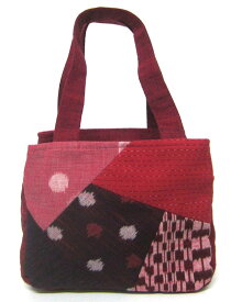 日本製　福岡県伝統工芸品久留米絣バッグ　和柄　パッチワーク使用多機能　両ポケット手提げバック　赤色