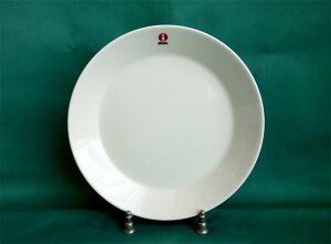 【3,980円(税込)以上お買上げで送料無料】【即納可!!】新入荷しました♪イッタラ  ティーマプレート 17cm ホワイト  iittala TEEMA ティーマ 磁器 プレート 皿 お皿 食器 洋食器