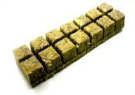 水耕栽培 ロックウール 栽培マット 1キューブサイズ:36×36×40mmが1シート 14キューブ入り grodan Refil…