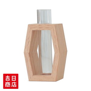 _ _ _I rq Kacomi chestnut 1{ __ Vv fUC  J 