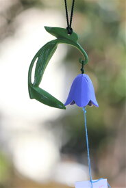 南部鉄器 鉄 風鈴 ホタルブクロ おしゃれ オシャレ かわいい 可愛い 音色の良い風鈴 いい音 音 美しい音色 癒し 伝統工芸 鉄 ギフト 贈り物 プレゼント 涼 涼しい 清涼 リラックス 癒しグッズ 癒し インテリア雑貨 インテリア 日本製 国産 南部鉄 お土産