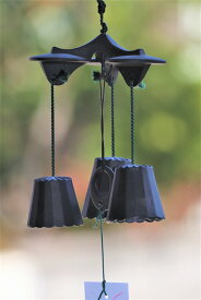 南部鉄器 鉄 風鈴 三重奏 おしゃれ オシャレ かわいい 可愛い 音色 の 良い 風鈴 いい音 音 美しい音色 癒し 伝統工芸 鉄 ギフト 贈り物 プレゼント 涼 涼しい 清涼 リラックス 癒しグッズ 癒し インテリア雑貨 インテリア 日本製 国産 南部鉄