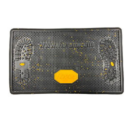 Vibram DOORMAT VIBRAM マット 正規品 ヴィブラム 修理 ビブラム ドア 玄関 玄関マット ゴムマット 靴作り 靴屋 備品 サイズ調整 滑らない 耐久性 黒 クロ かっこいい 個性的 ゴム DIY オシャレ 靴底 靴