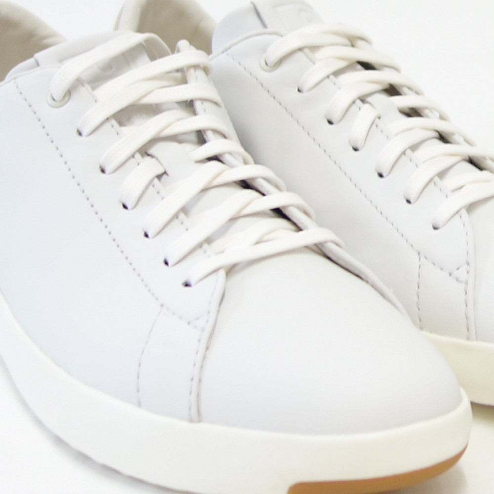 コールハーン COLE HAAN グランドプロテニス ホワイト C22584 （メンズ） 天然皮革 ローカット スニーカー ウォーキング 「靴」 |  靴のシナガワ