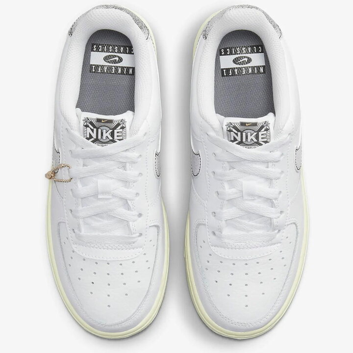 楽天市場】ナイキ エア フォース 1 LV8 3 NIKE J AIR FORCE 1 LV8 3 