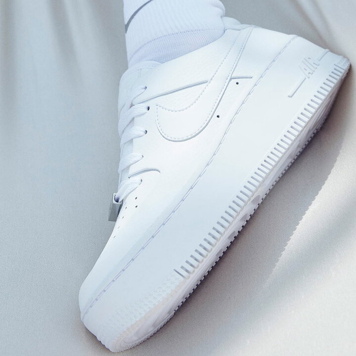楽天市場】ナイキ エア フォース 1 セージ ロー NIKE W Air Force 1 