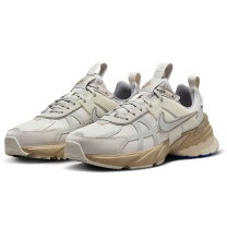 楽天市場】NIKE V2K RUNの通販