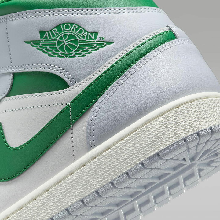楽天市場】ナイキ エア ジョーダン 1 ミッド NIKE AIR JORDAN 1 MID 