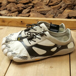 rut@CutBK[Y Vibram FiveFingers 5{wV[Y [24M0704 SS24] KSO EVO Y C xAtbg W tBbglX g[jO WHITE/BROWN/WHITE