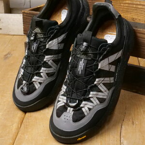 yő100%|CgobNzt[}Ee Flower MOUNTAIN Xj[J[ Cmc[ [FM100007 SS25] IWANO2 Y C gbLOV[Y ru\[ AEghA Black/Gray K戵X