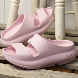 �y6�����ۏ؁z�E�[�t�H�X OOFOS ���J�o���[�T���_�� ���f�B�[�X �E�[���[ [2000970199261 SS26] OOyea �C ���� ��J�񕜃T���_�� �X���C�h�T���_�� �s���N Primrose ���K�戵�X