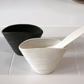 日本製 (美濃焼) しゃもじ立て /日本製 国産品 美濃焼 白 ホワイト 黒 ブラック シンプル しゃもじ置き 薄型 スタイリッシュ ヘラ立て 家庭用 業務用 洋食 和食 レストラン 居酒屋 カフェ 料亭 御祝 内祝い 出産祝い ギフト プレゼント 送料無料