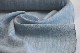 【薄藍×生成り白シャンブレー】5K-114(912) 幅約50cm 手紡ぎ・草木染・手織りの綿生地。ラオス・ノイ村の布。天然コットン・ナチュラル素材です。綿マフラー・ランチョンマット・インテリア雑貨にも最適。ハンドメイドにどうぞ。