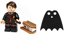 レゴ LEGO Harry Potter Series 2: Neville Longbottom with Book of Monsters and Extra Black Spongy Cape (71028)レゴ