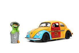 ジャダトイズ ミニカー ダイキャスト アメリカ Sesame Street 1:24 1959 Volkswagen Beetle Die-cast Car & 2.75" Oscar The Grouch Figure, Toys for Kids and Adultsジャダトイズ ミニカー ダイキャスト アメリカ