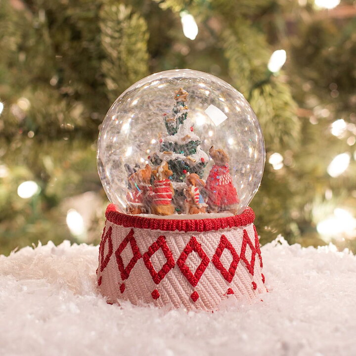 5.5 Inch Tall Musical Boy With Dog Glitterdome O' Christmas Tree Windup 100MM