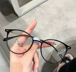 ₽F̃Klt[̃u[Cgh~Klj̃tbg~[t[