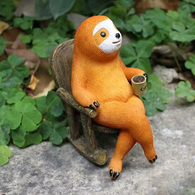 「10％OFFクーポン配布中」ナマケモノ グッズ 置物 ロッキングチェア ナマケモノ かわいい 椅子 動物置物 玄関 ガーデン 雑貨 庭飾り ガーデン オブジェ 盆栽造園 盆栽飾り インテリア 樹脂 アメリカン風 庭園装飾 ベランダ 創意 屋外 ギフト プレゼント 贈り物