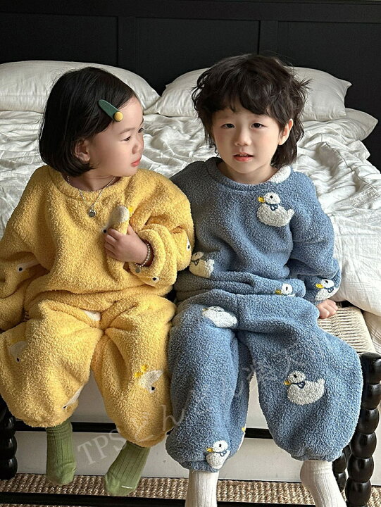 楽天市場】キッズ パジャマ 冬 男の子 女の子 長袖 もこもこ 裏起毛 