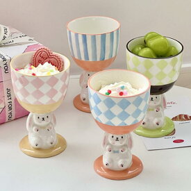 兎柄 マグカップ 高脚カップ 可愛い 高級 ウサギ 容器 おしゃれ 食器 ギフト 誕生日プレゼント 陶器製のマグカップ お土産 学生 友達 家族 女の子 女性 母の日 贈り物 水飲み 直飲み 洗いやすい　 脚付き お茶 牛乳 新生活 一人暮らし