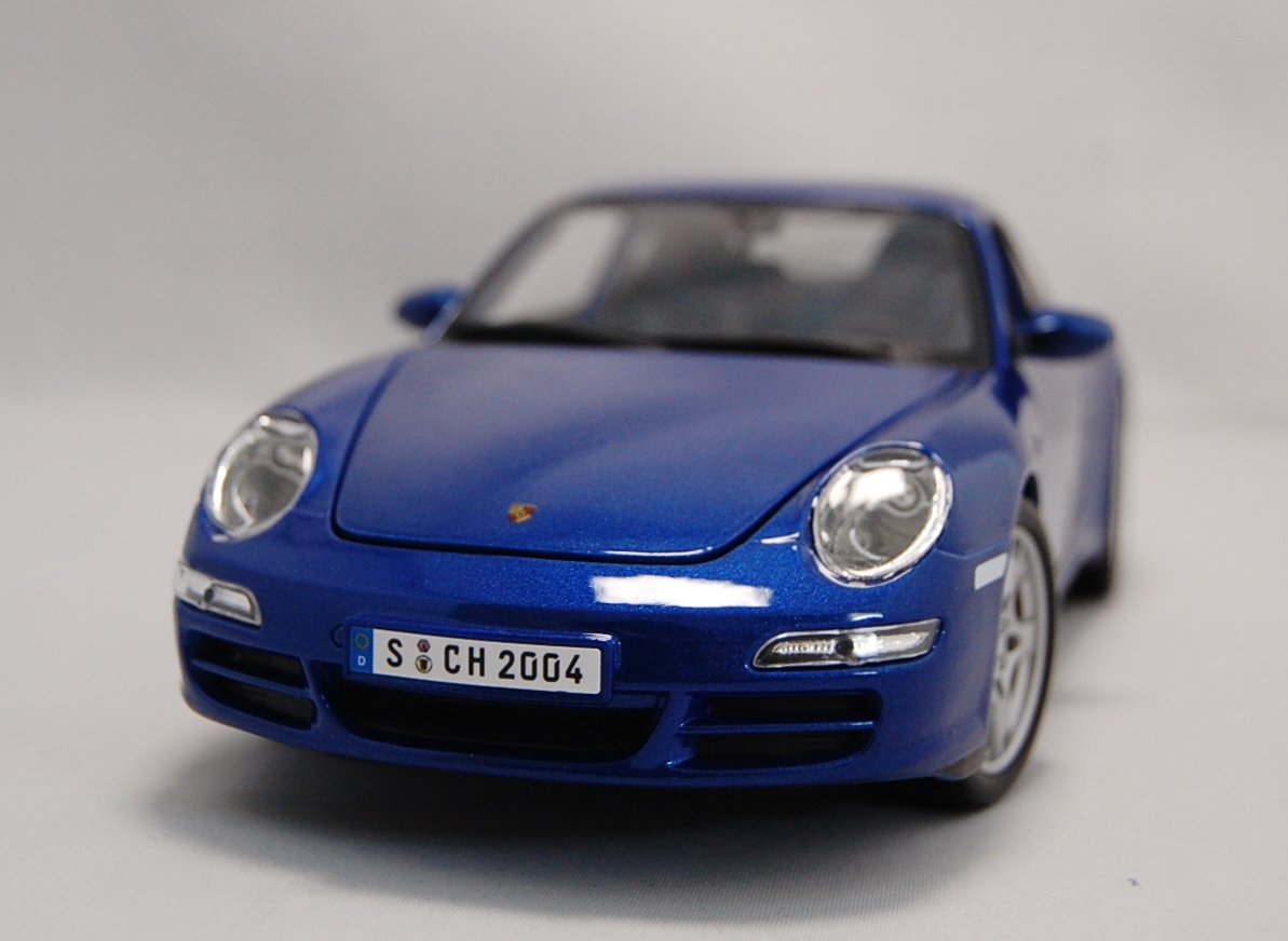マイスト1/18 ポルシェ 911 カレラ S 青　ミニカー ダイキャストカー スーパーカー スポーツカー Porsche Carrera モデルカー  車 自動車 おもちゃ | Shopアベイル
