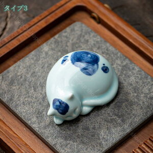 ねこ 置物 猫 かわいい ねこの陶器 オブジェ おしゃれ 飾り物 陶磁器置物 リビング飾り 退職 祝日 小さいプレゼント 年末 お年祝い 誕生日 玄関 部屋 店舗 飾り 北欧 面白い 可愛い インテリ