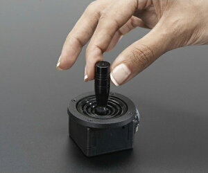 Adafruit Mini Analog Joystick - 10K Potentiometers 1�� 3102