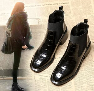 ショートブーツ 春 サマーブーツ サイドゴアブーツ レディース 疲れない ブーツ 歩きやすい 黒 幅広 甲高 ヒール ブーティ 大きいサイズ ブーツ ハイヒール 太ヒール 季節を問わず